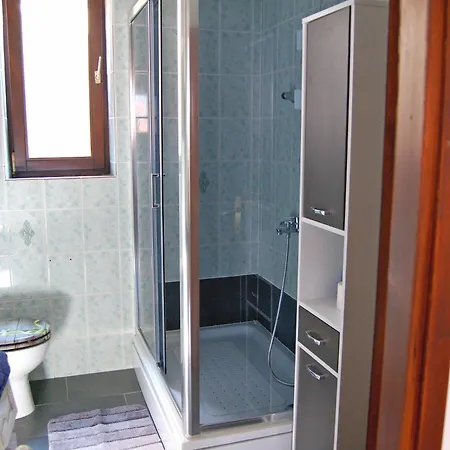 Niva ビオグラード・ナ・モル